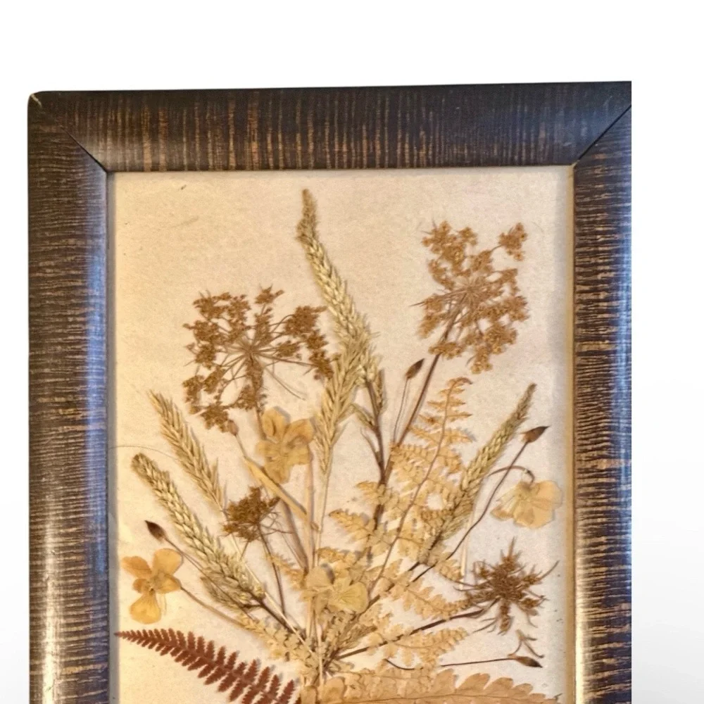 Rare Vintage Dried Pressed Botanical Floral 70s Boho Farmhouse Beveled Mirror